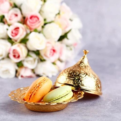 Gold luxury wedding favor box