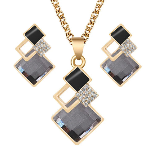 Women's Jewelry Set with Crystal Pendant Necklace and Earrings