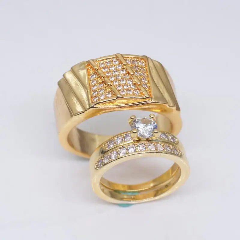 18K Yellow Gold Couple's Wedding Ring Set