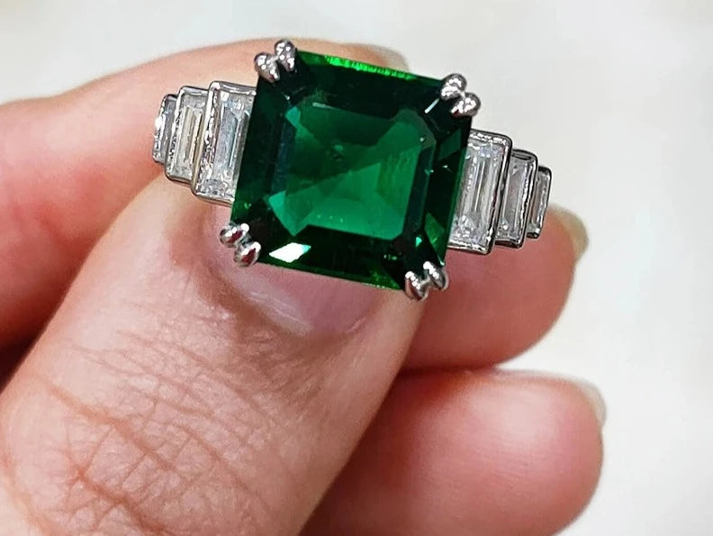 10MM Square Green Emerald Ring in 925 Silver - Created Hydrotherma