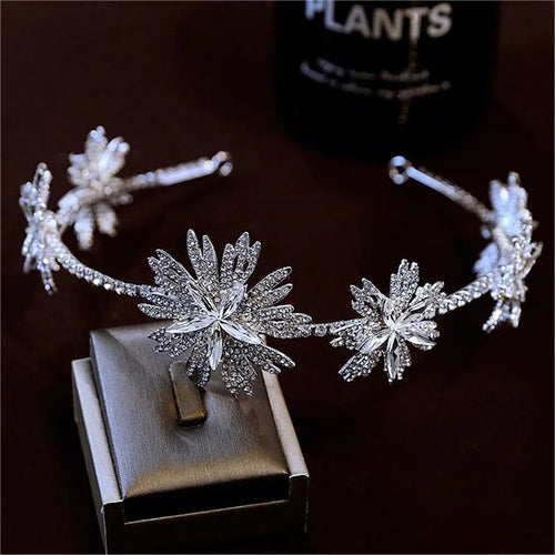 Wedding Bride Romantic Hair Band Accessories crown Elegant and Sweet