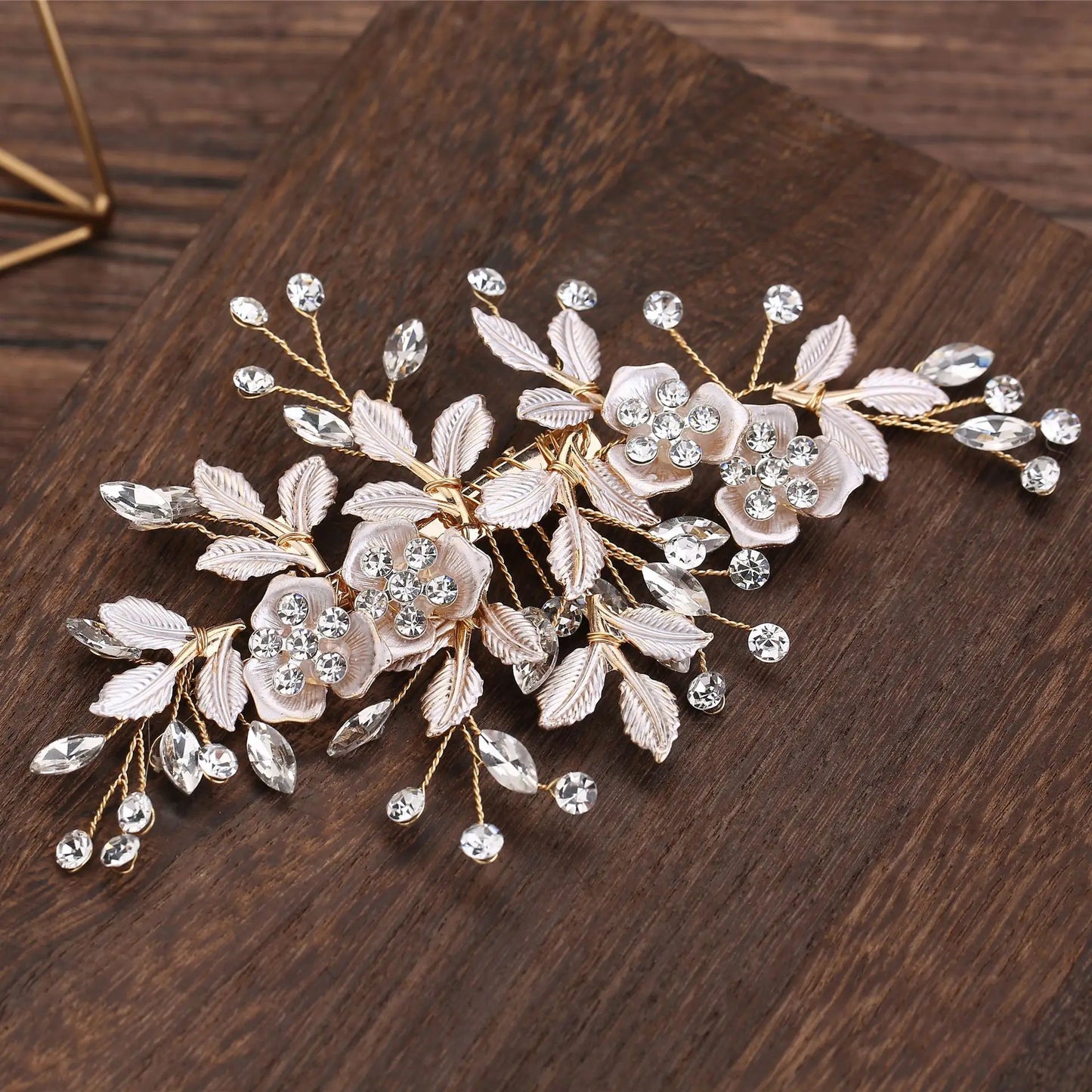 Fashion Bridal Rhinestone Leaf and Flower Hair Clips in Alloy